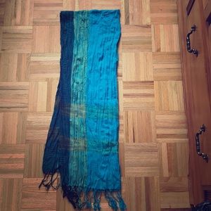 Blue/teal lovely light scarf with fringe